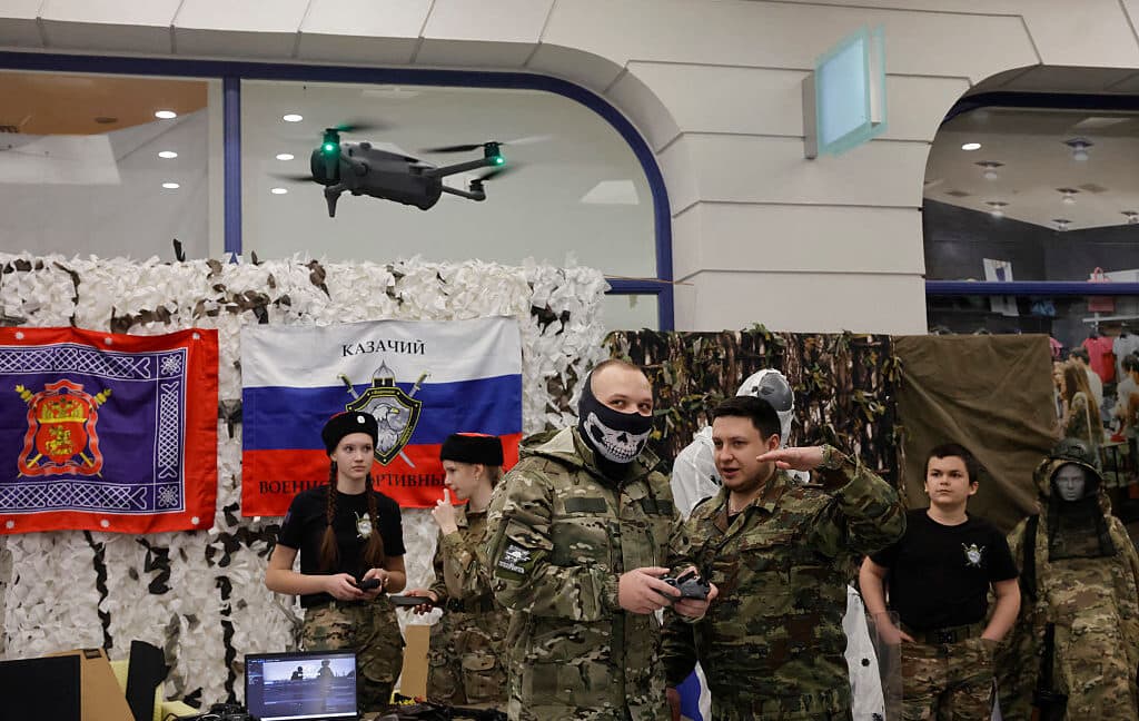 Pilot Drone Mahasiswa Rusia: Bayaran Tinggi tapi Bahaya Nyata
